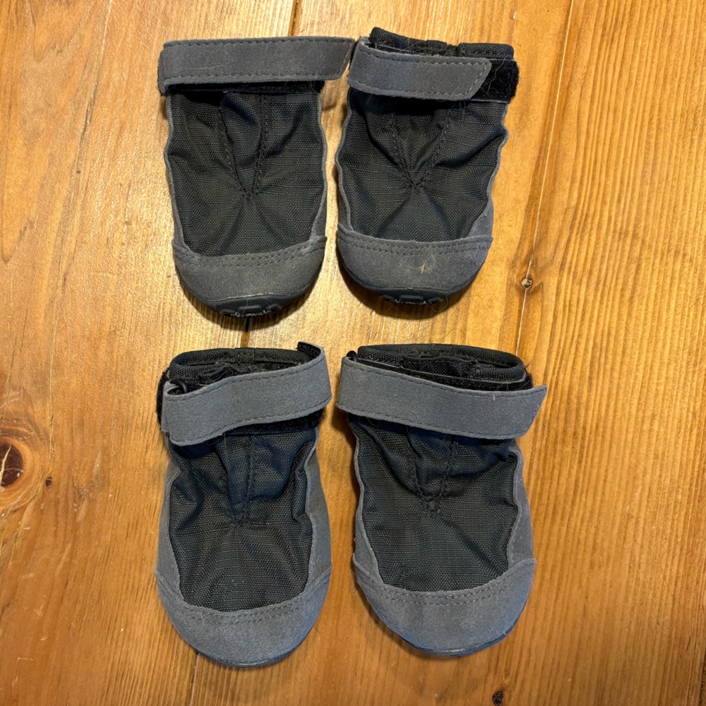Ruffwear dog hiking booties